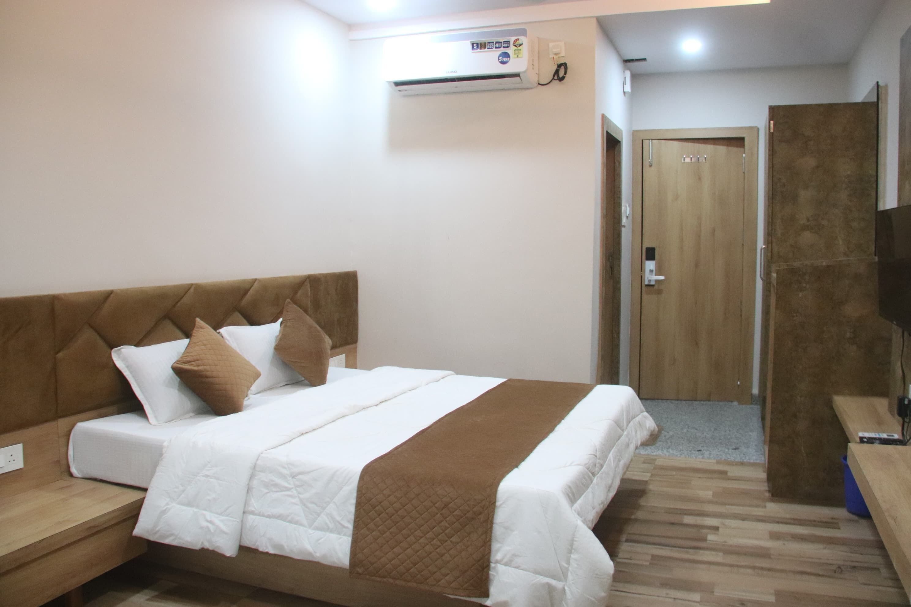 Rom – executive | Skrivebord, wi-fi (inkludert) og sengetøy