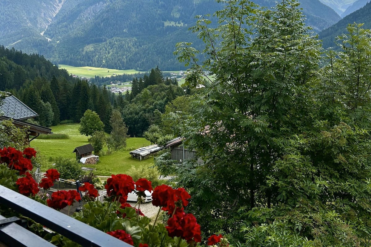 2 camere, culla da viaggio, Wi-Fi gratuito, lenzuola