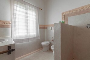 Villa, 1 Bedroom | Bathroom | Shower, bidet, towels, soap
