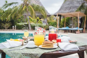 Kontinental frukost varje dag mot avgift