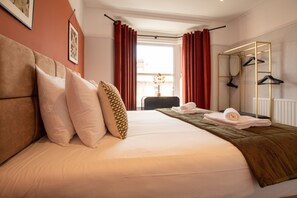 2 Schlafzimmer, Bügeleisen/Bügelbrett, Reisekinderbett, kostenloses WLAN