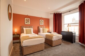 2 soverom, strykejern/-brett, reiseseng for barn og wi-fi