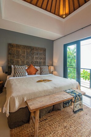 Tallelokero huoneessa, silitysrauta/-lauta, ilmainen Wi-Fi