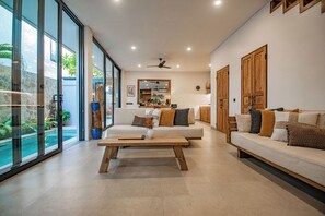 Living area - Sister Suites (Seminyak)