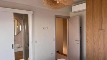 In-room safe, blackout drapes, soundproofing, iron/ironing board