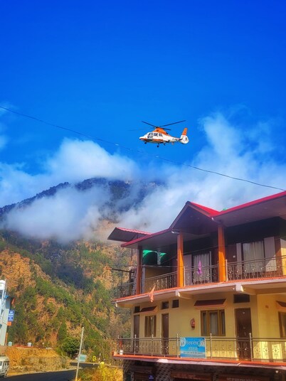 Shivlok Hotel 