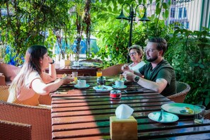 Restaurant - Kathmandu Prince Hotel (Kathmandu)