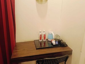 In-room dining - ROYAL WOOD PREMIER  (Bengaluru)