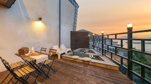 Basic Room, 1 Bedroom (P101) | 1 bedroom, free WiFi - Geoje Piscina Pool Villa (Geoje)