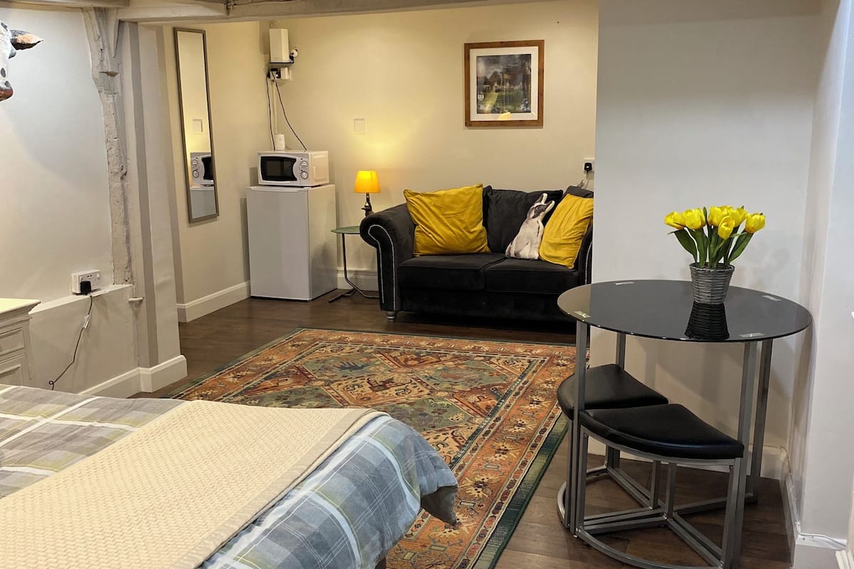Superior Studio | Premium bedding, memory foam beds, individually decorated
