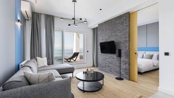 Superior Apartment | 1 bedroom, premium bedding, individually decorated