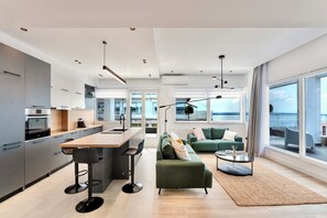 Interior - Oddity by halu! (Thessaloniki)