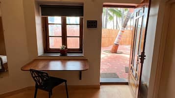 Chambre Deluxe, balcon, vue ville | Coin séjour