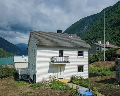 Charming 2-bedroom Loft by Unesco Jotunheimen and Vettifossen!
