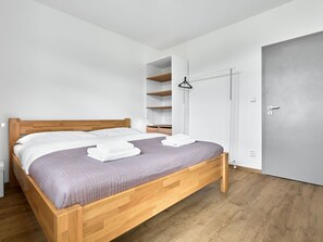 2 habitaciones, cuna de viaje y wifi gratis 