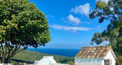 Villa 'Cantarranas' mit Meerblick, Privatem Pool und Wi-Fi