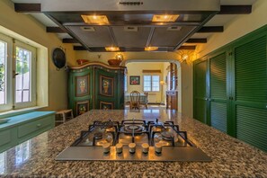 Interior - Villa 'Cantarranas' with Sea View, Private Pool and Wi-Fi (Tarifa)