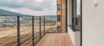 Cosy apartment for 6 guests with WIFI, TV, balcony and parking
