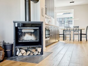 Microwave, dishwasher - Beautiful private villa for 7 people with WIFI, TV and terrace (Klášterec Nad Ohrí)