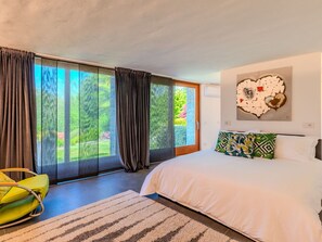 3 عدّة غرف نوم وسرير سفر وواي فاي مجانًا