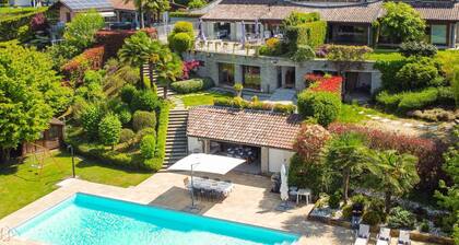 Wonderful villa with WIFI, A/C, private pool, TV, patio, pets allowed and panoramic view