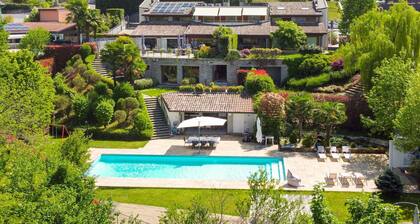 Beautiful villa with A/C, WIFI, private pool, TV, patio, pets allowed and panoramic view