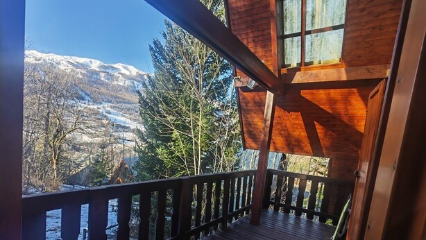 Front of property - Le Refuge  (Allos)