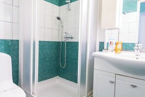 Shower, hair dryer, soap - Apartments and Room Lora - Double Room with Terrace (Dubrovnik)