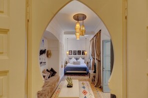 5 Schlafzimmer, Bügeleisen/Bügelbrett, WLAN, Bettwäsche