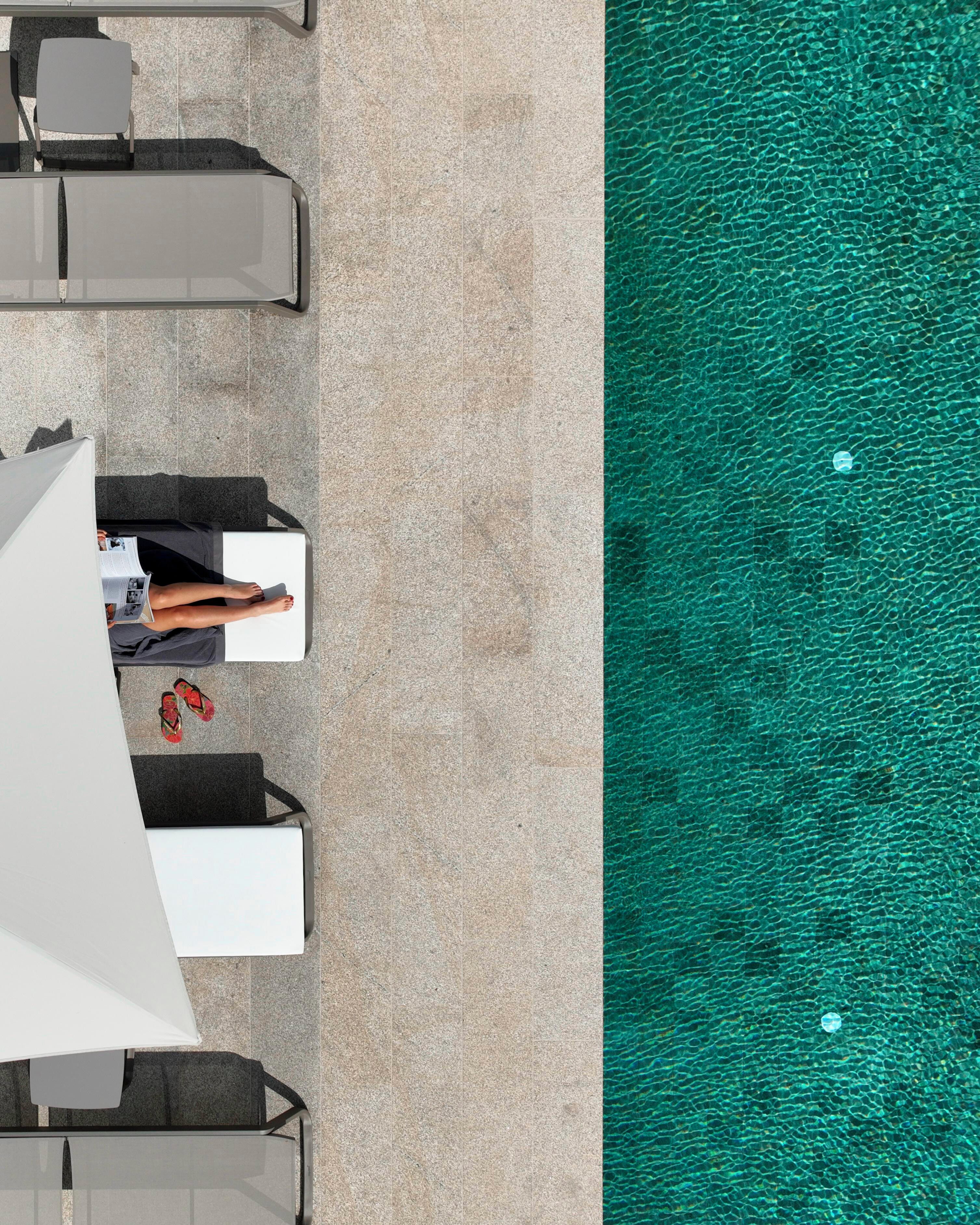 Indoor pool, seasonal outdoor pool, pool umbrellas, sun loungers