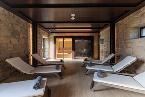 Behandlungsräume für Paare, Sauna, Dampfbad, Tiefengewebe-Massagen