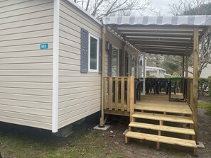 Exterior detail - MOBIL HOME A GASTES CAMPING LA RESERVE  (Gastes)