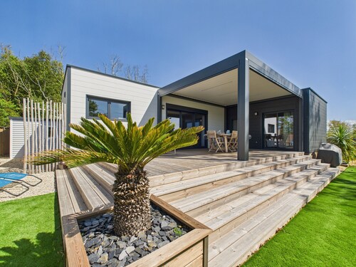 Chalet for 6- Heated swimming pool all year round