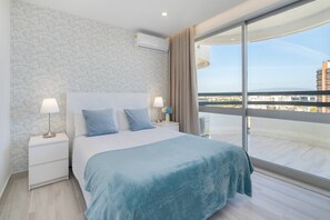 1 bedroom, iron/ironing board, internet, bed sheets