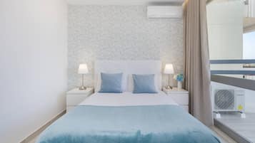 1 bedroom, iron/ironing board, internet, bed sheets