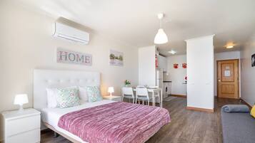 1 bedroom, iron/ironing board, internet, bed sheets