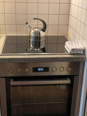 아파트, 침실 1개, 장애인 지원, 파티오 | 전용 주방