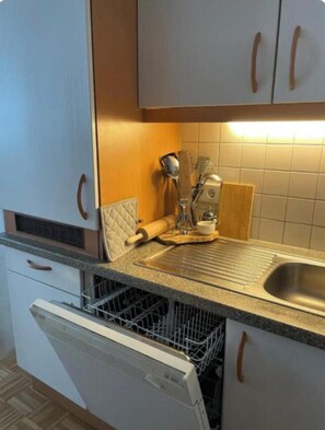 Apartment, 1 Schlafzimmer, barrierefrei, Terrasse | Innenbereich