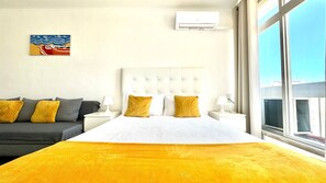 1 bedroom, iron/ironing board, internet, bed sheets