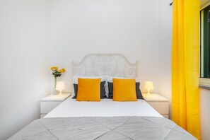 2 habitaciones, tabla de planchar con plancha, internet y ropa de cama 
