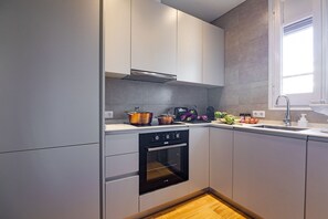 Fridge, microwave, oven, dishwasher