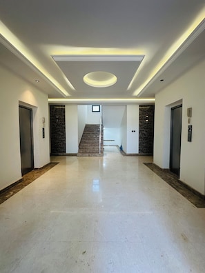 Interior - Spacious & New 4-bedroom apartment in peaceful Madinah with AC, Fast-WiFi (Madinah)