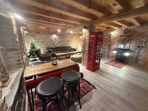 Villa, 3 Bedrooms, Garden View | Living area