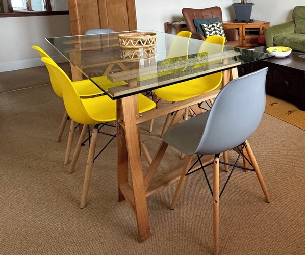 Interior - Apartment in walking distance to beach, shops, pubs & restaurants. (Bournemouth)