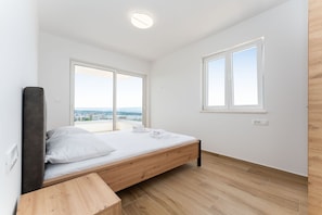 Apartment, 2 Schlafzimmer, Balkon, Gartenblick | 4 Schlafzimmer