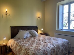 3 bedrooms, internet