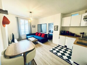 Téléviseur connecté, livres