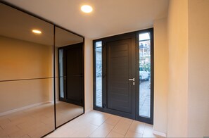 5 camere