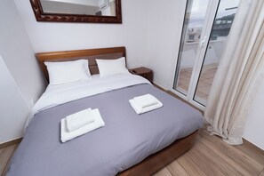 1 chambre, fer et planche à repasser, Wi-Fi, literie fournie