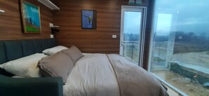 1 chambre, bureau, Wi-Fi gratuit, draps fournis